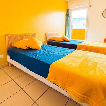 Bel Climatise & Parking Apartment