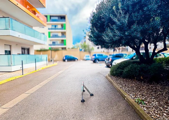 Appartement Neuf Climatisé Avec Parking *