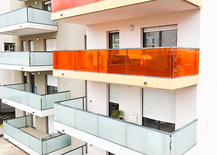 Neuf Climatisé Avec Parking *